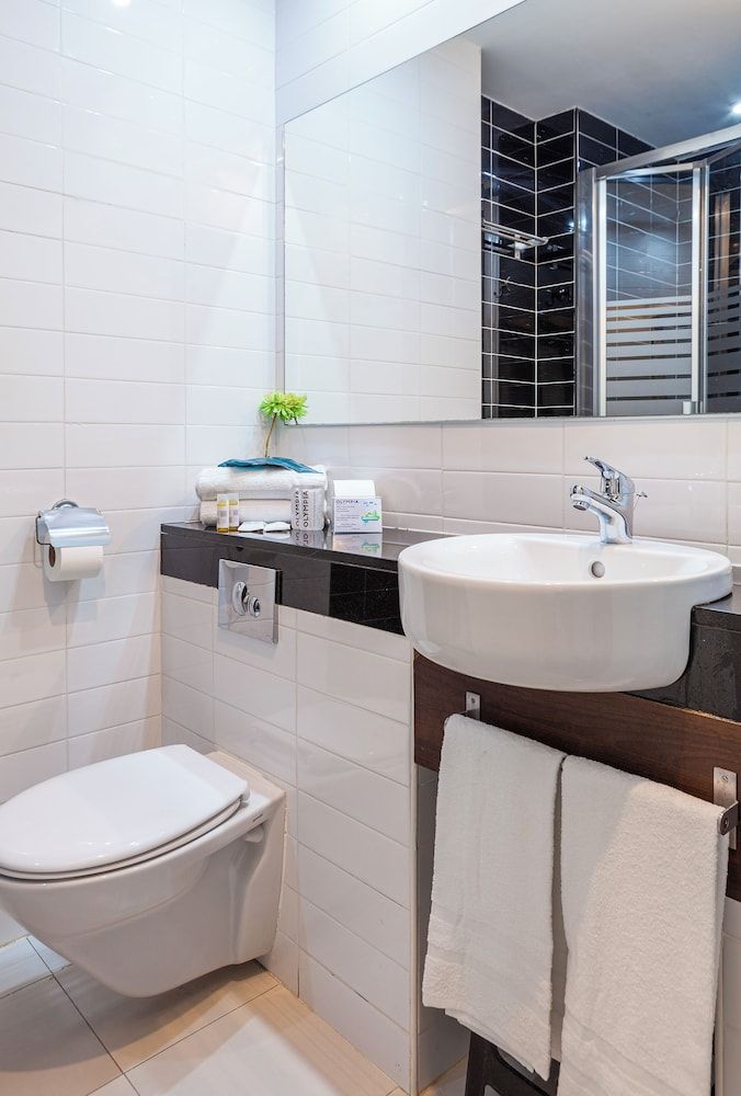 Hotel Olympia Universidades Double or Twin Room 20