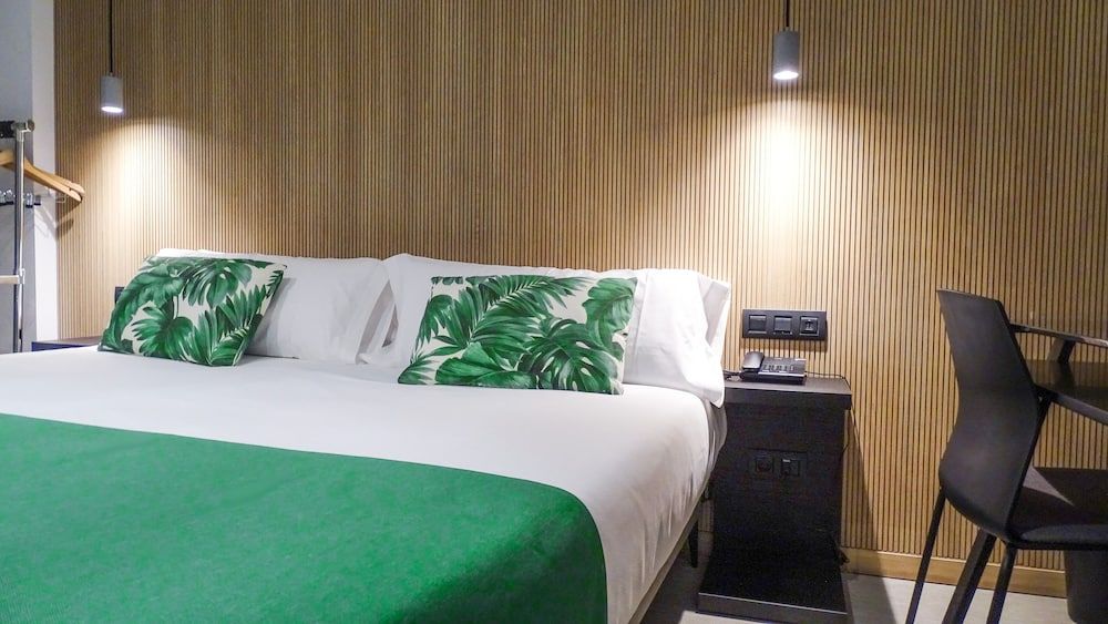 Paradiso Garden Hotel Double Room Single Use, Pool View 2