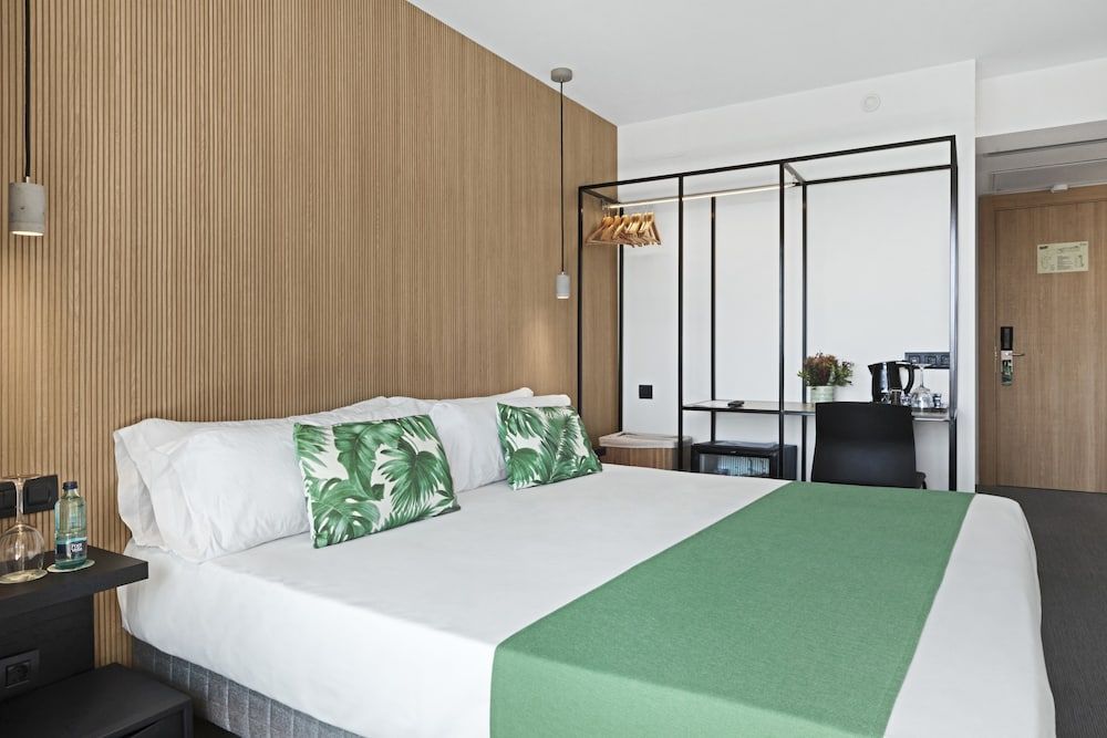 Paradiso Garden Hotel Double Room Single Use, Pool View