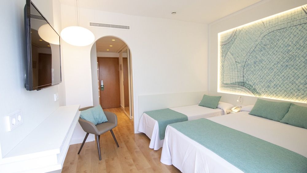 Triple Room
