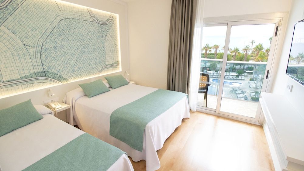 Triple Room, Pool View ( 2+1 )