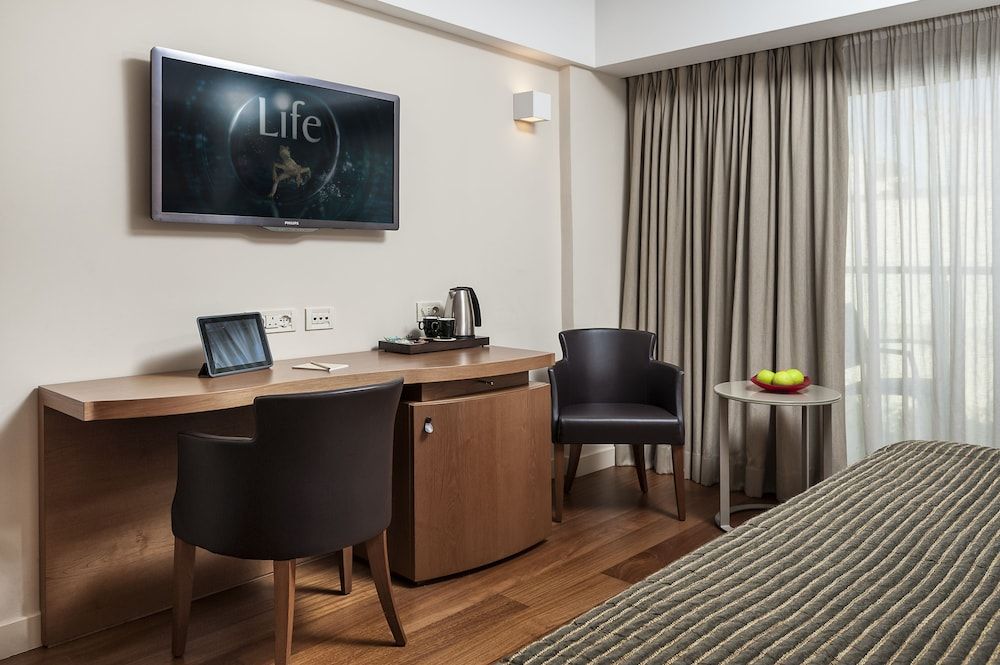 Samaria Hotel Premium Room 7