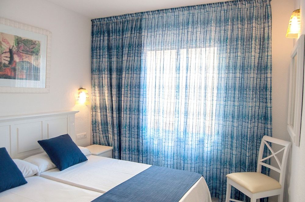 Family Apartment, 1 Bedroom (2 adults + 2 children)