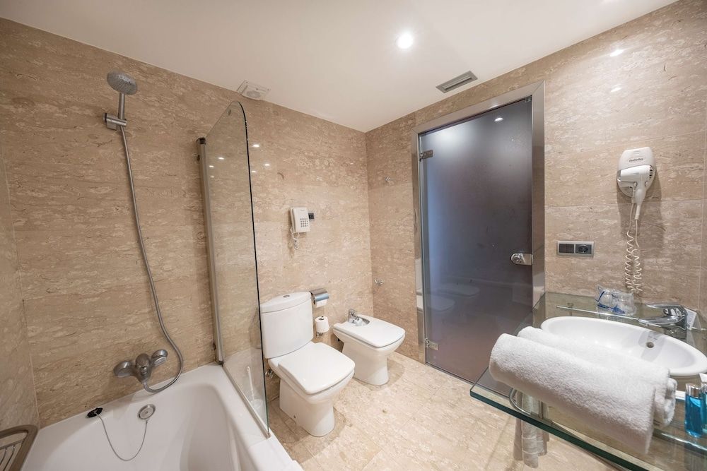 Best Western Hotel Mediterraneo Standard Room, 1 Queen Bed, Non Smoking 4