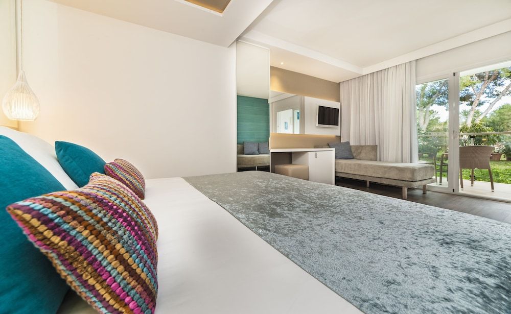 Double Room, Balcony