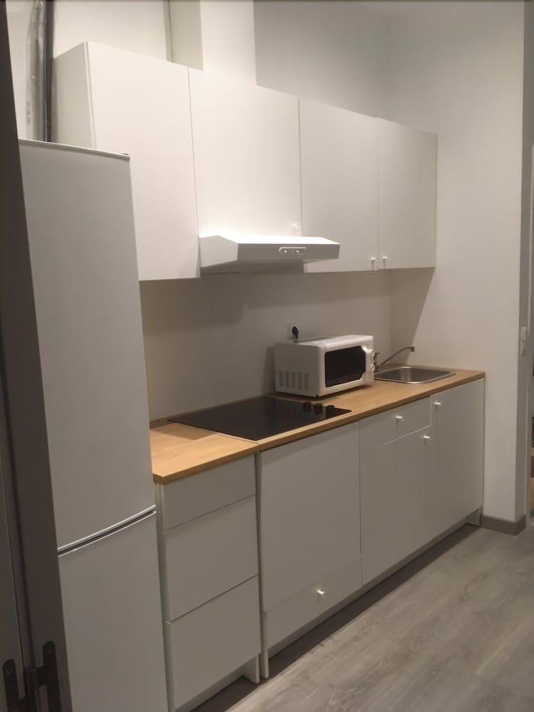 Hostal Pizarro Apartment, 2 Bedrooms, Garden View (Exterior 4/5 pax) 9