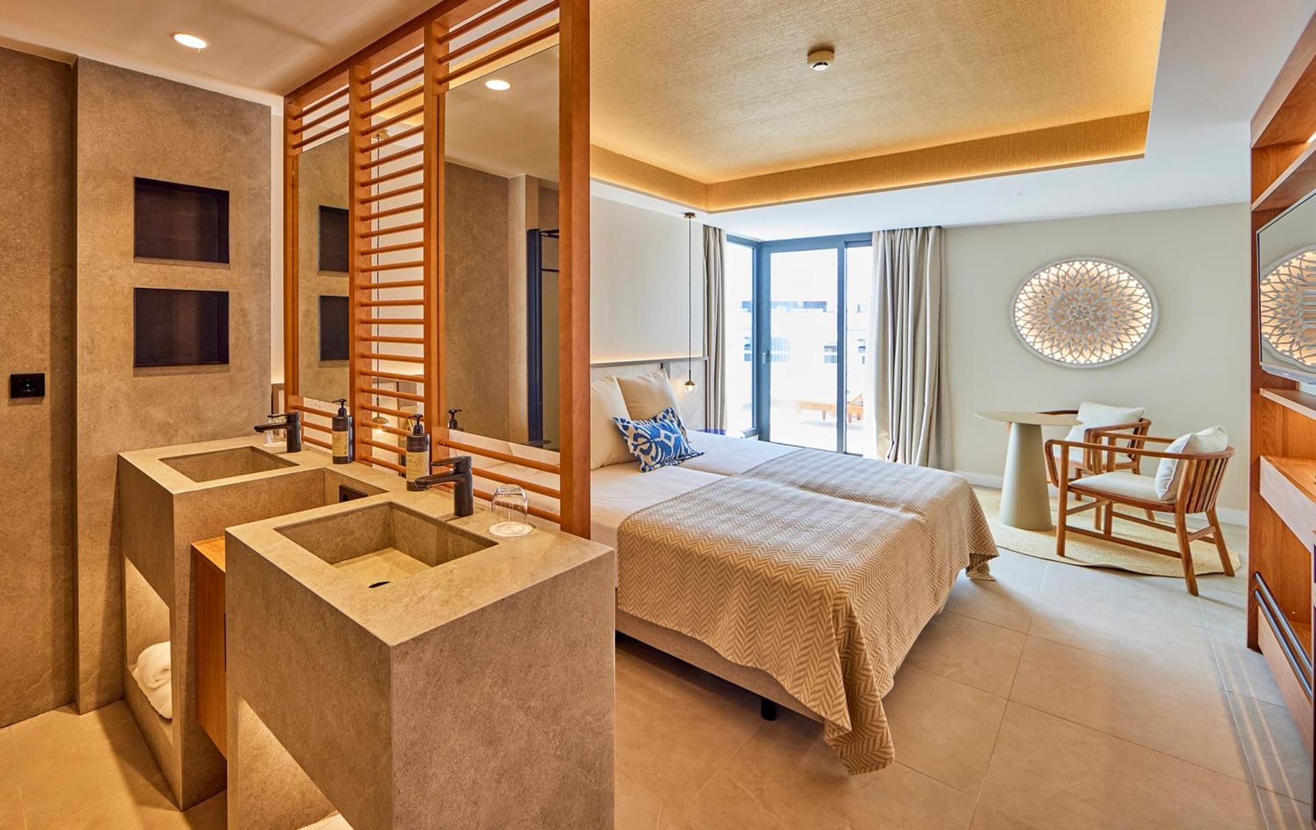 Junior Suite with Side Sea View (2 Adults + 1 Child)