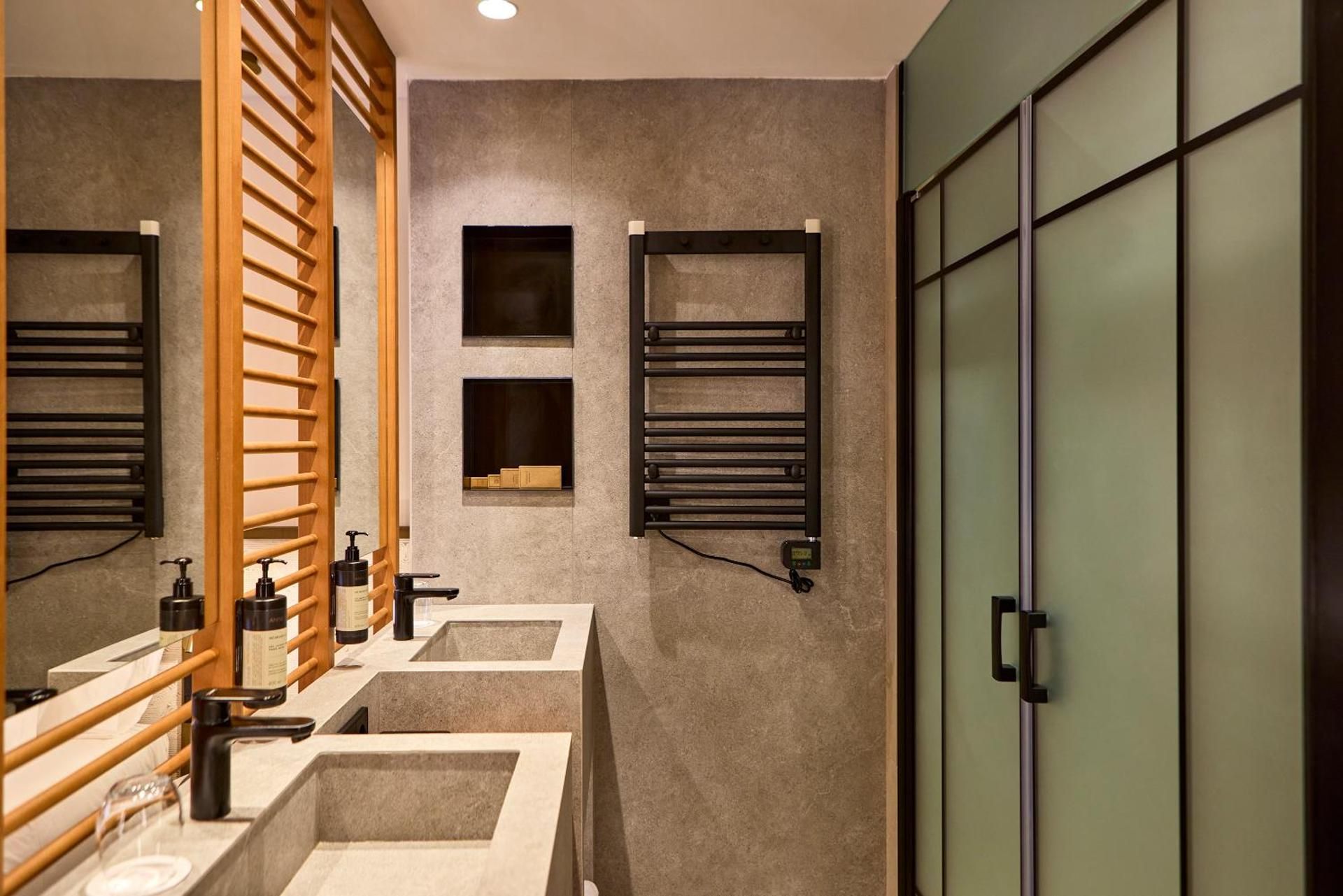 Universal Grand León & Spa Junior Suite with Sun Deck 2