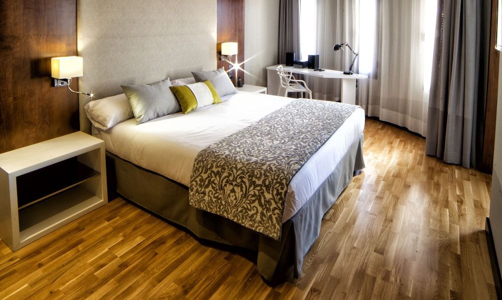 Hotel Parque Real Junior Suite (Living Room) 4