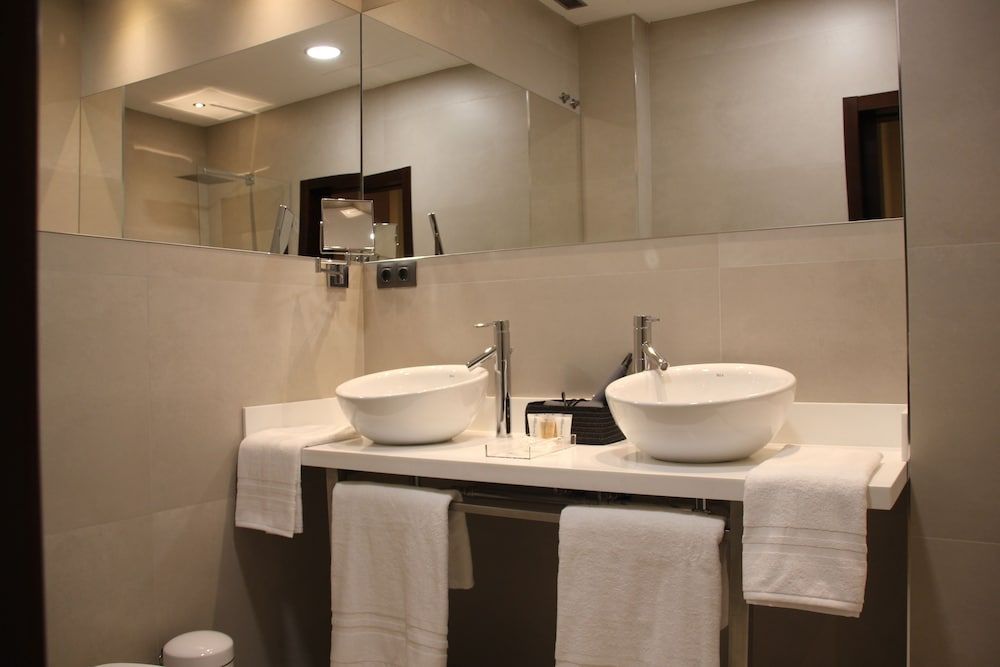 Hotel Parque Real Junior Suite (Living Room) 5