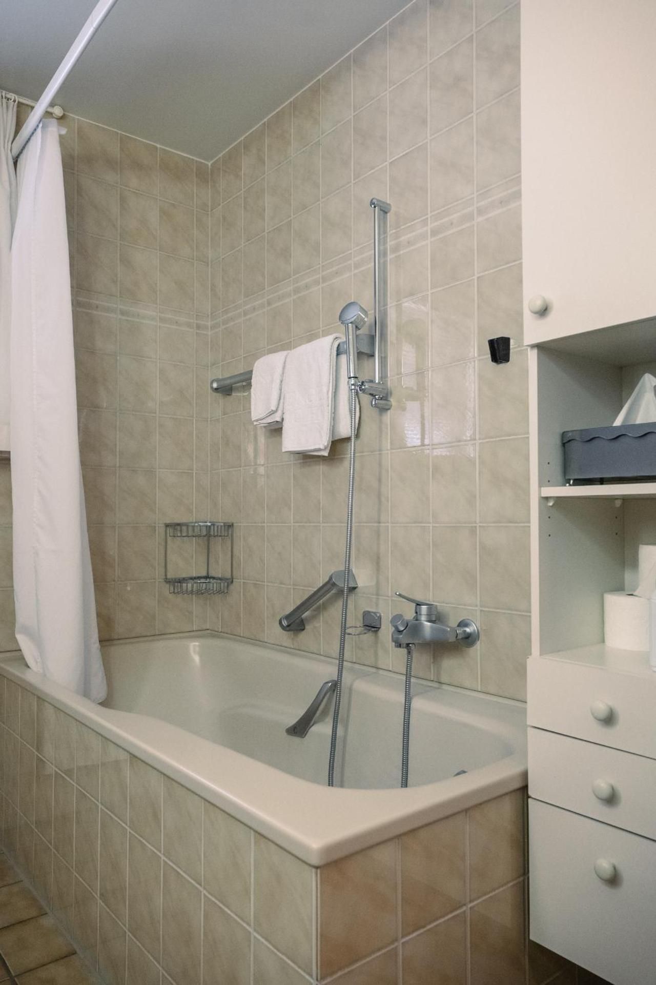 undefined Hotel Silberhorn - Residences & Spa Wengen 5