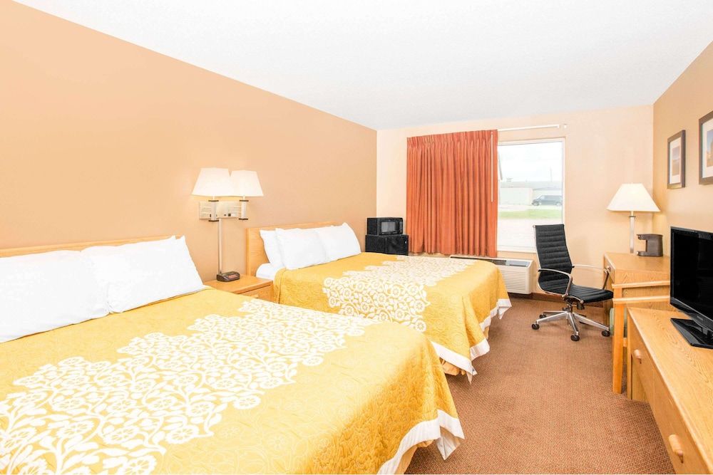 Standard Room, 2 Queen Beds