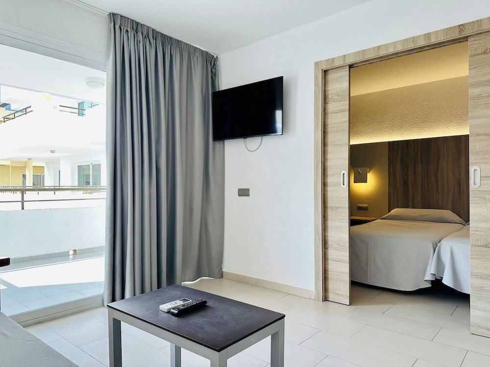 Standard Apartment, 2 Bedrooms, Balcony