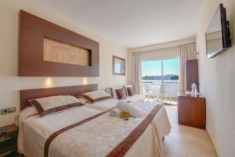 Double Room, Balcony, Partial Sea View
