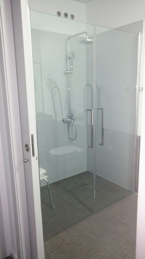 Centre Esplai Hostel Family Room, Balcony (5 pax) 9