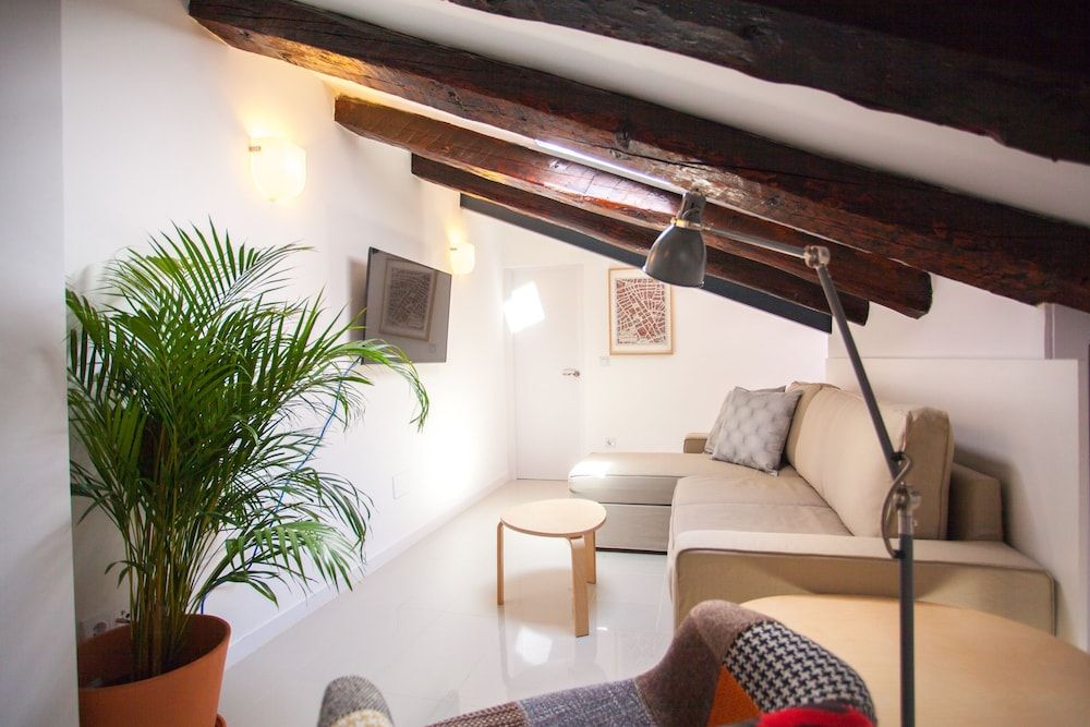 undefined Apartment in Malasaña 10