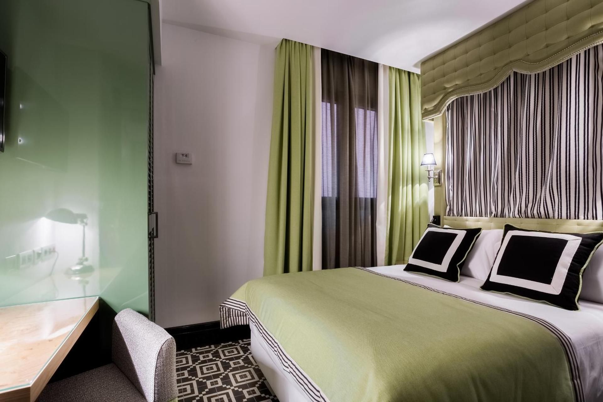 Interior Basic Double Room