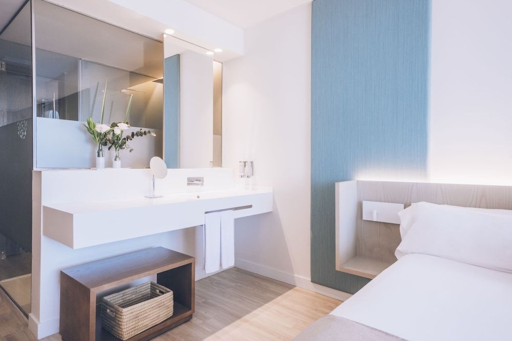 Double Room, Balcony