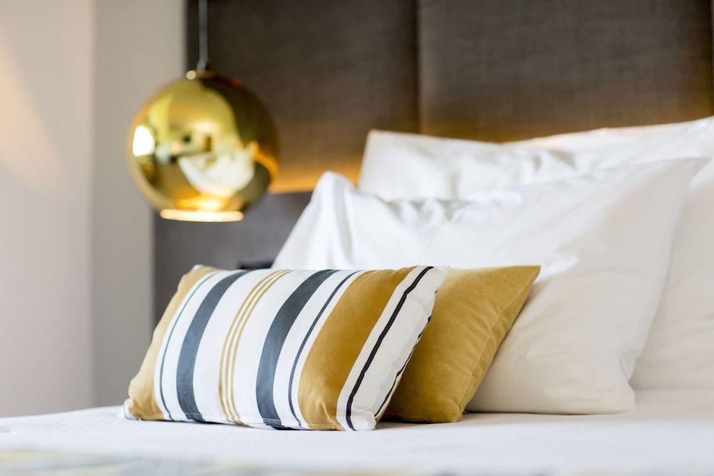Standard Double or Twin Room (with extra bed, 2 adults and 1 child)