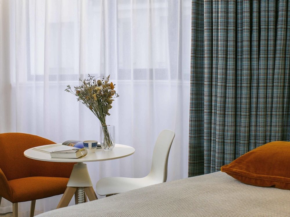 undefined Hotel Mercure Paris Centre Gare Montparnasse 10