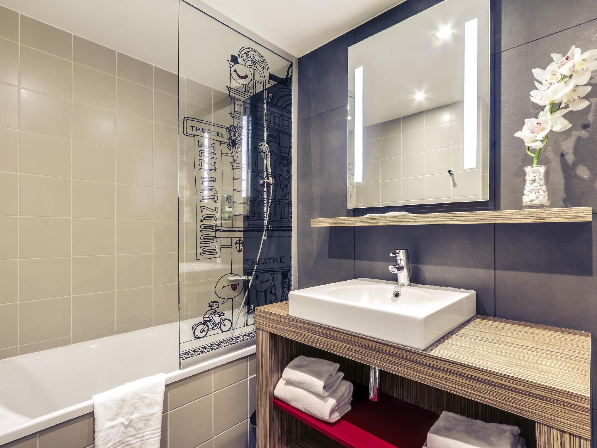 Hotel Mercure Paris Centre Gare Montparnasse Standard Double Room