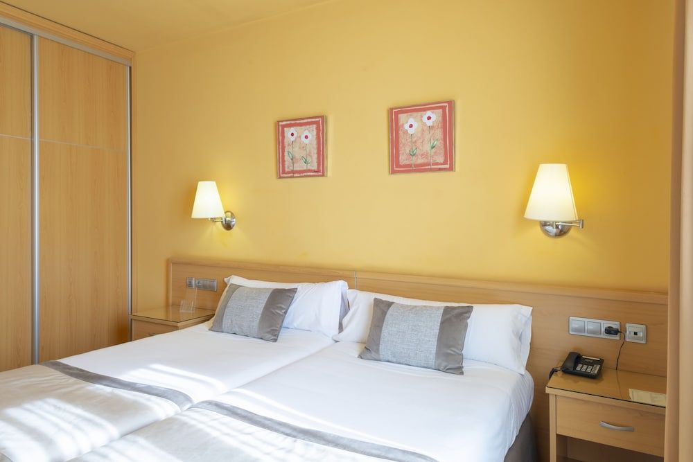 Hotel Real Lleida Twin Room 3