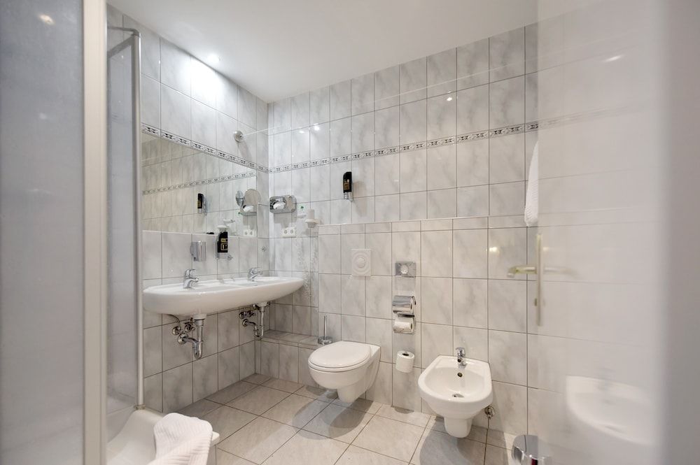 Hotel Tiergarten Berlin Comfort Double Room, 1 Double or 2 Twin Beds 8