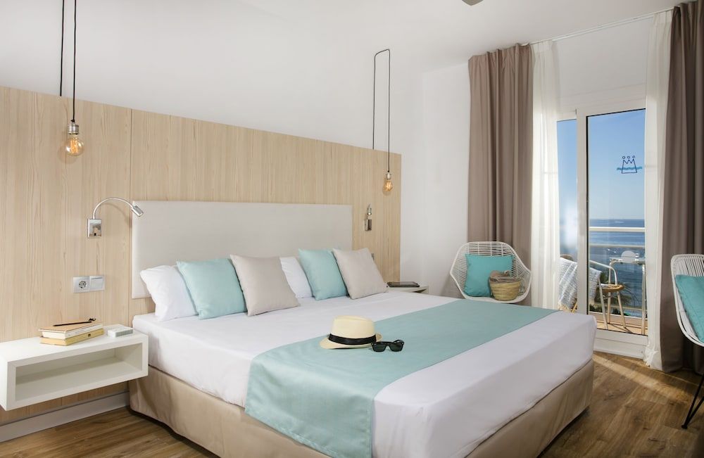 Double Room, Balcony