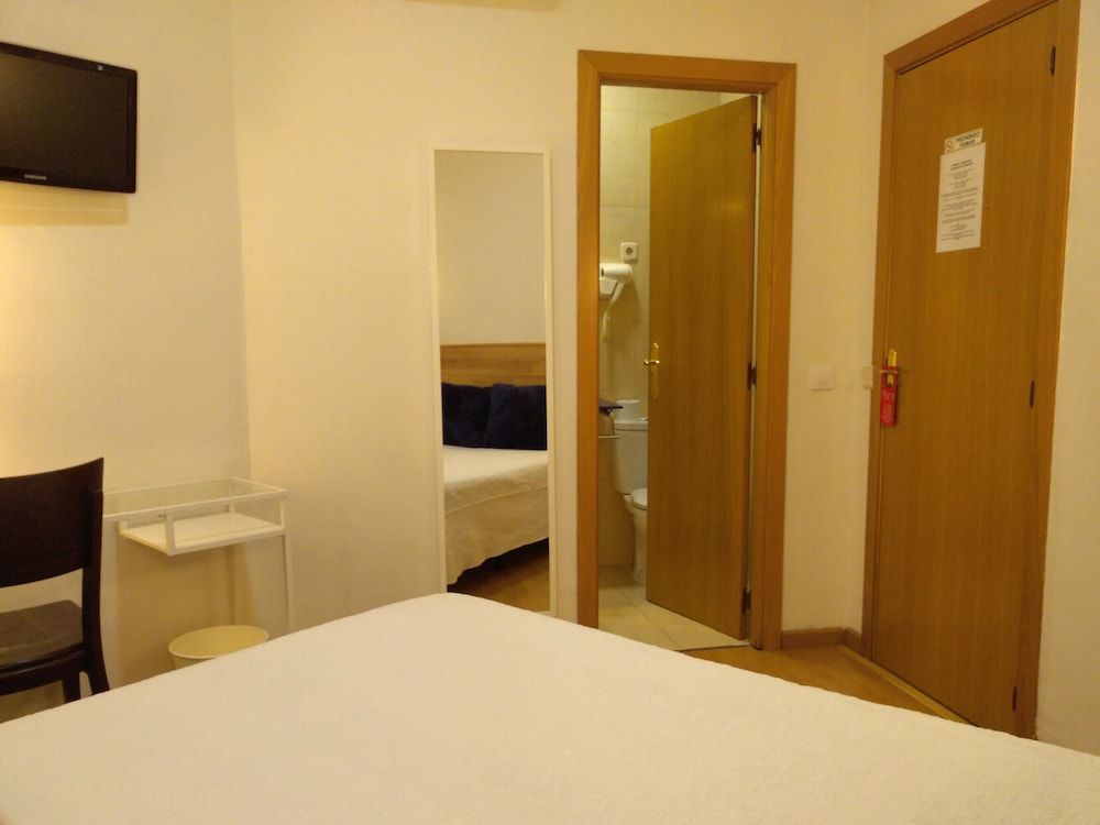 undefined Hostal Nersan II 10