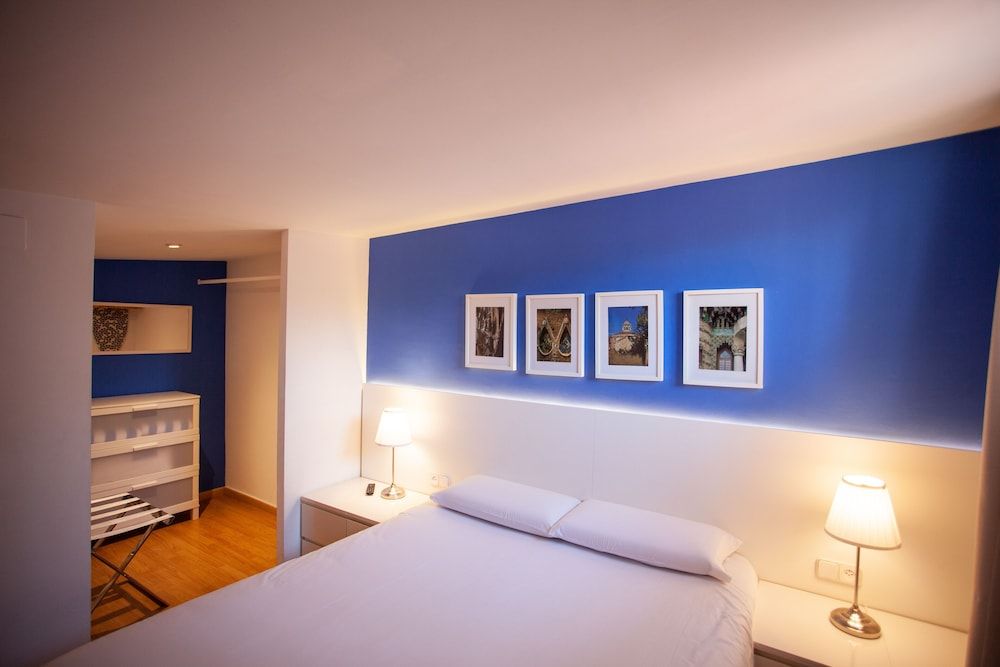 undefined Las Ramblas Pasaje Bacardi Apartments 5