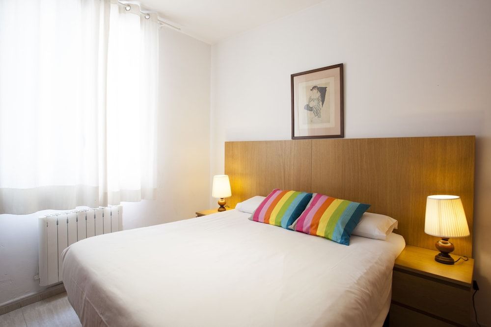 undefined Las Ramblas Pasaje Bacardi Apartments 3