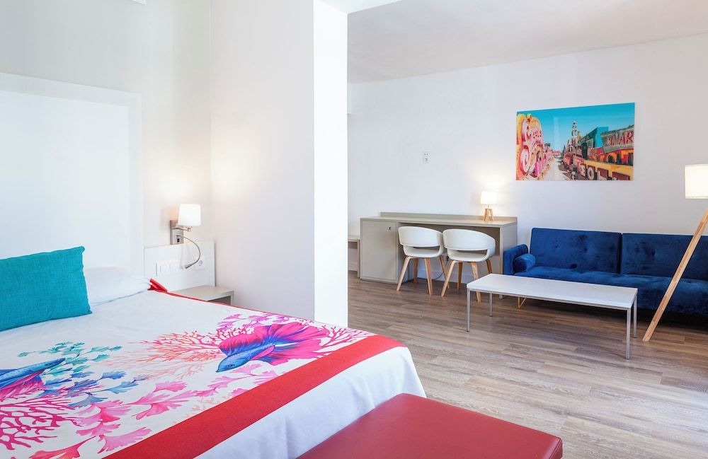 Triple Room, Terrace (3 Adults)