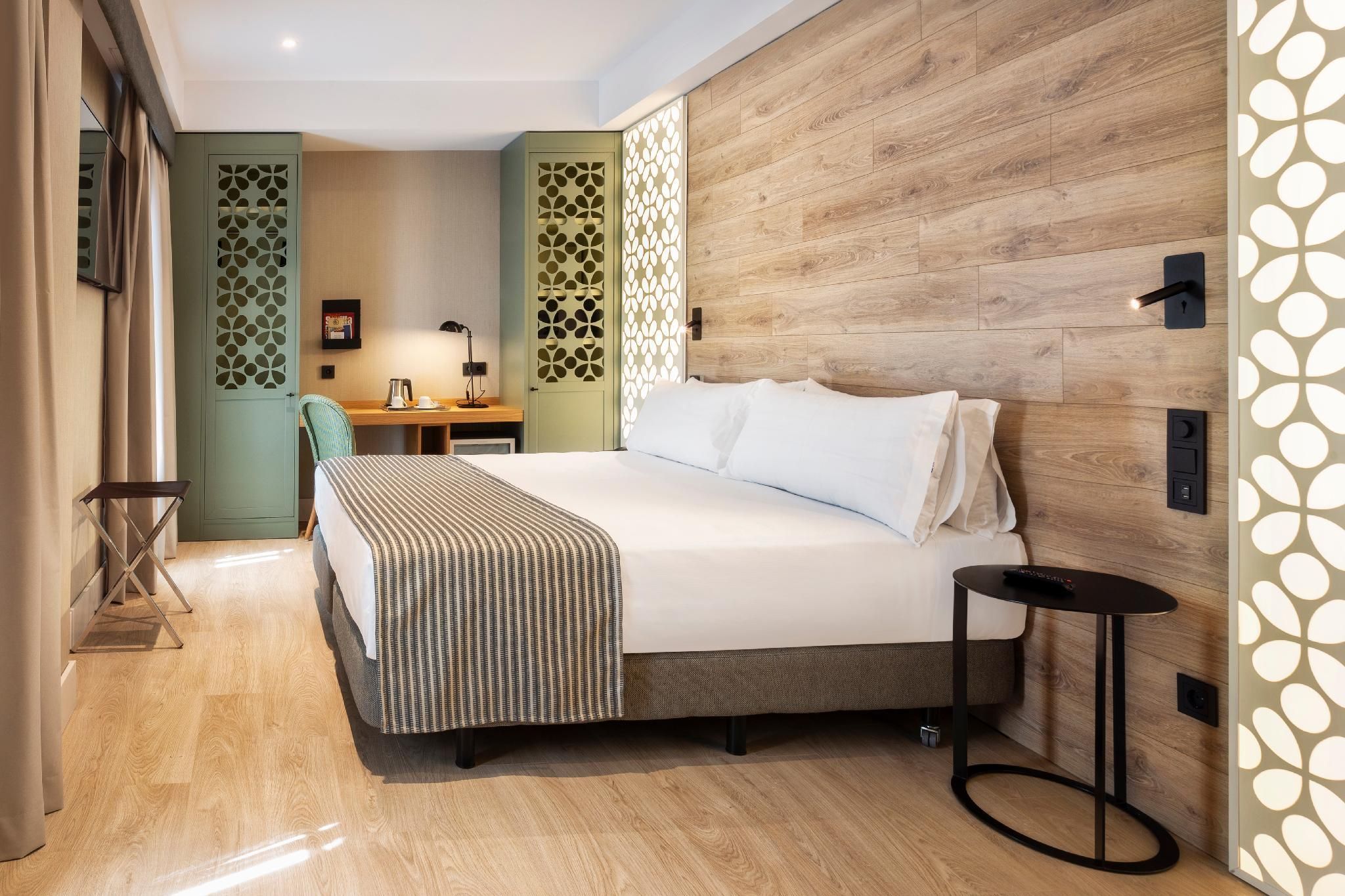 Premium Single Room