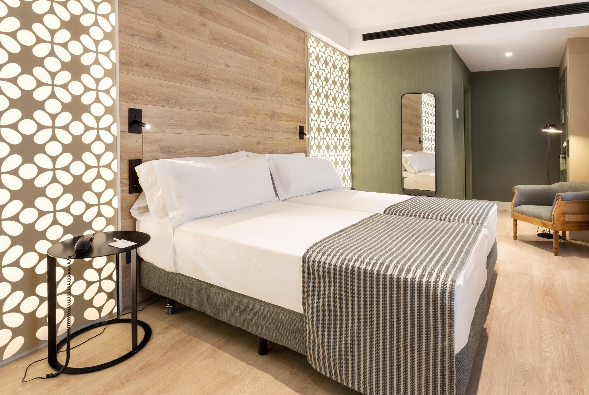 Premium Single Room