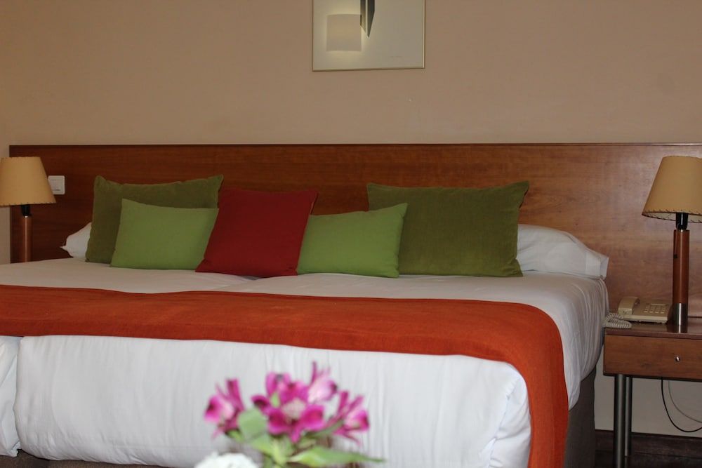 Standard Double Room Single Use, 2 Twin Beds, Ensuite