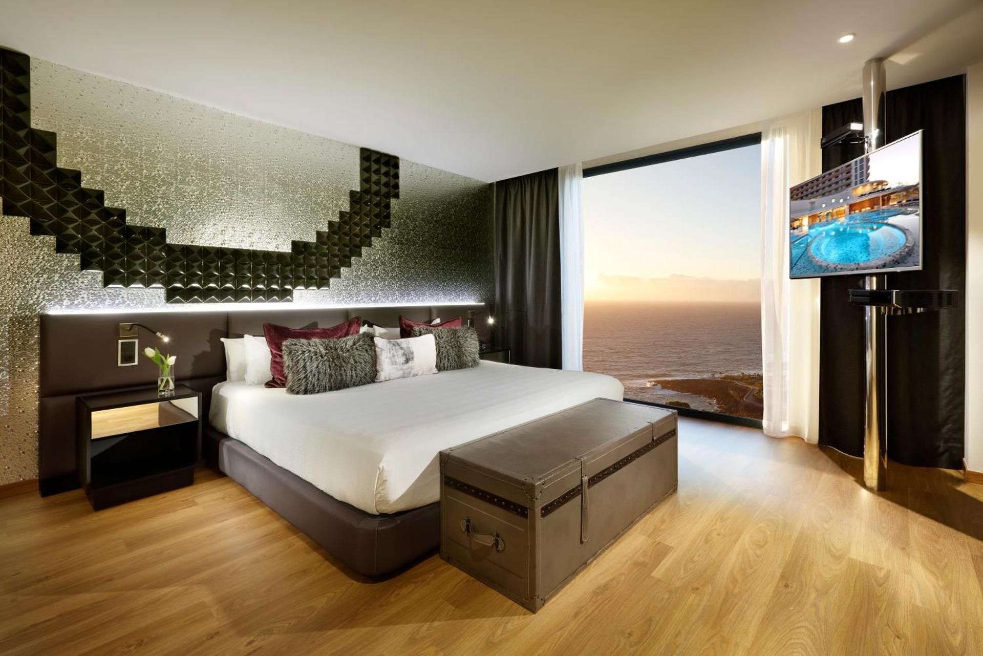 Rock Gold Suite