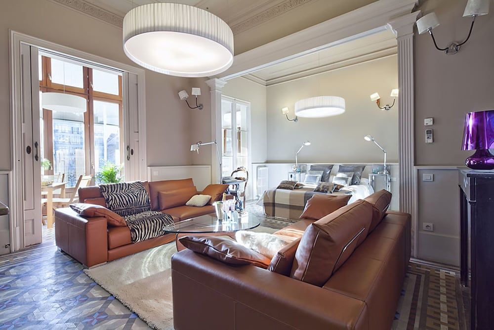 MSB Rambla Catalunya Center Family Apartment, 4 Bedrooms, Non Smoking, Bathtub 9