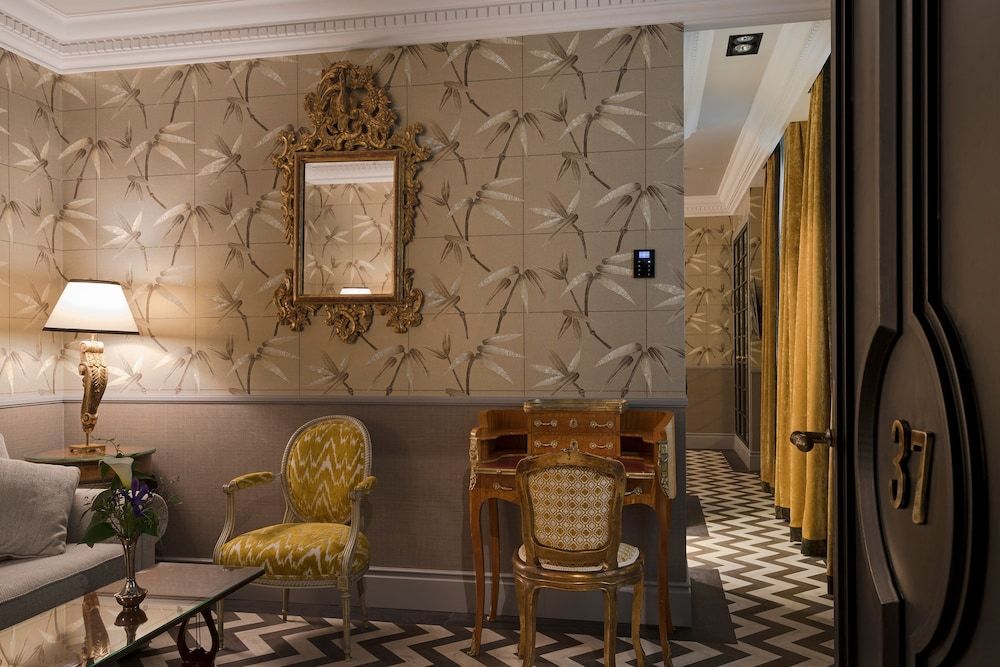 Family Room, Connecting Rooms (Deluxe)