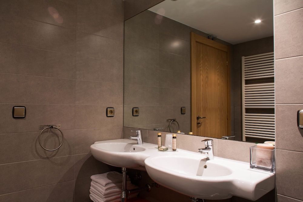 Casa de la Cadena Double Room, Private Bathroom 3