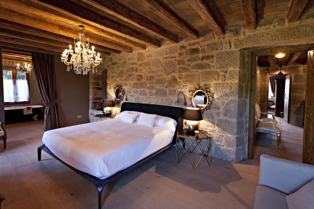 Hotel La Vella Farga Superior Double Room 5