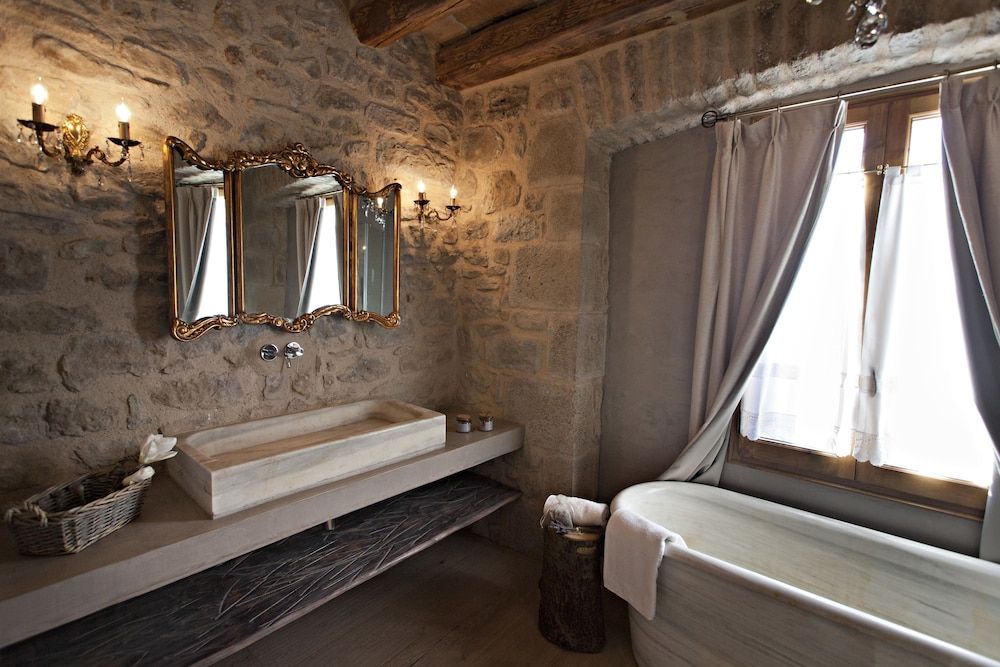 Hotel La Vella Farga Double Room 8