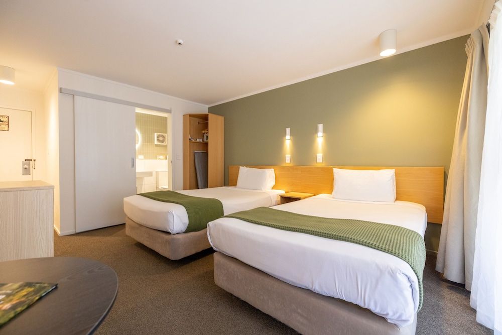 Auckland Rose Park Hotel Standard Twin Room (Ground Floor) 3