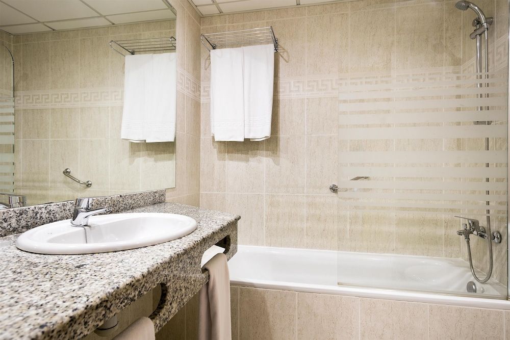 Hotel Best Siroco Superior Room (2 adults and 1 child) 9