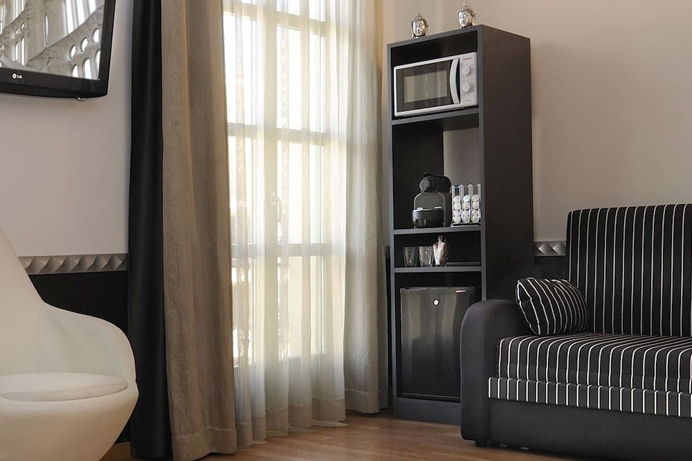 Boutique Hostemplo Sagrada Familia Junior Room 10