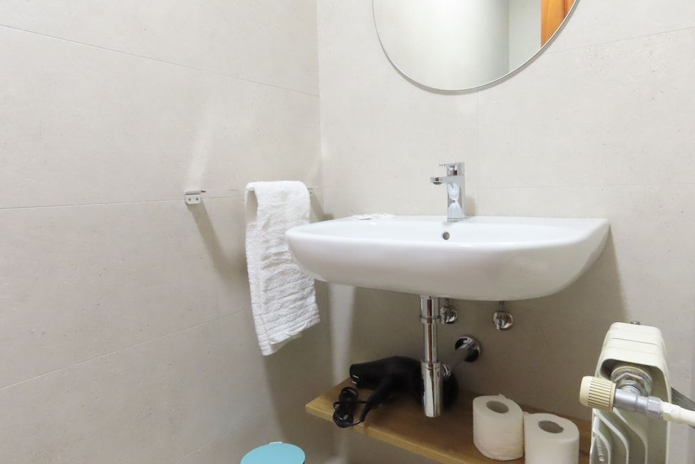 Sete Artes by Como en Casa Economy Double Room 9