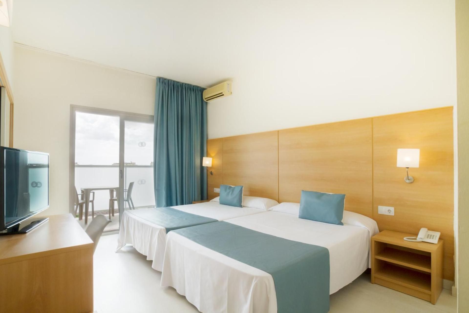 Triple Room (2 Adults + 1 Child)