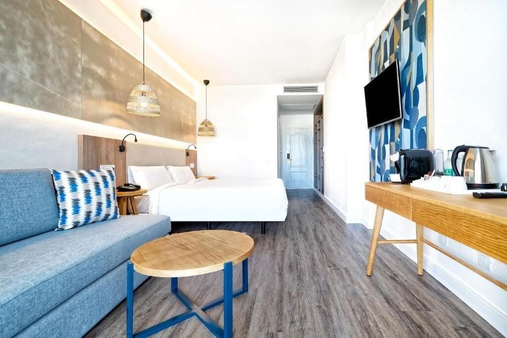 Standard Double Room Single Use, Sea View