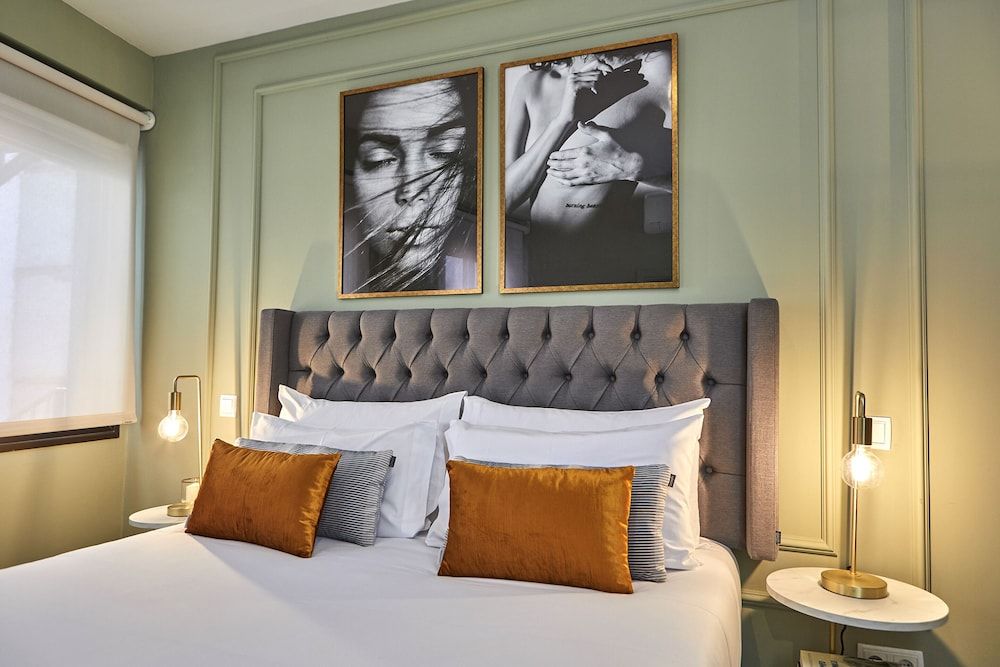 undefined L&H La Latina 8