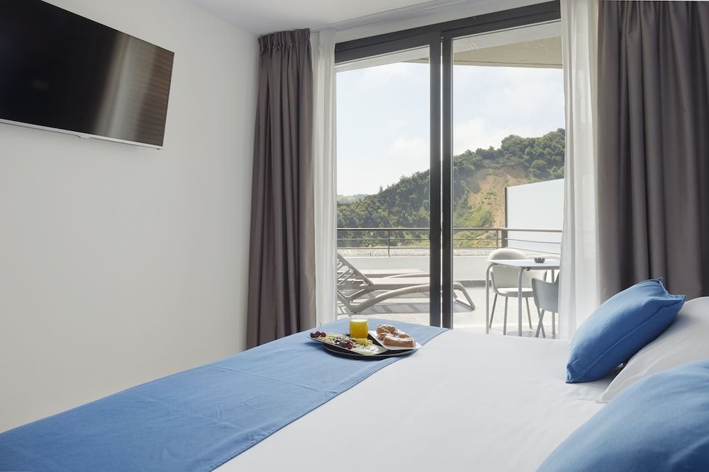 Hotel & Thalasso Villa Antilla Deluxe Double Room, Partial Ocean View (90 mins of free spa access per day)