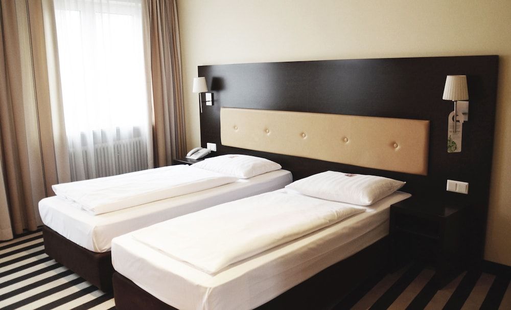 undefined Bristol Hotel Frankfurt 9